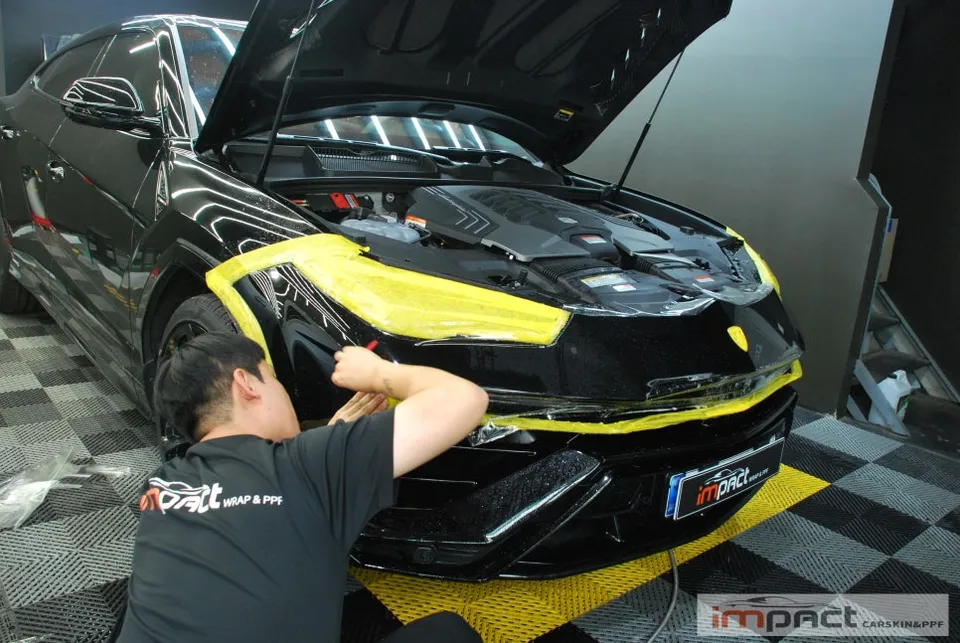 Lamborghini Urus PPF施工事例｜費用目安と仕上がり 施工写真 2-3