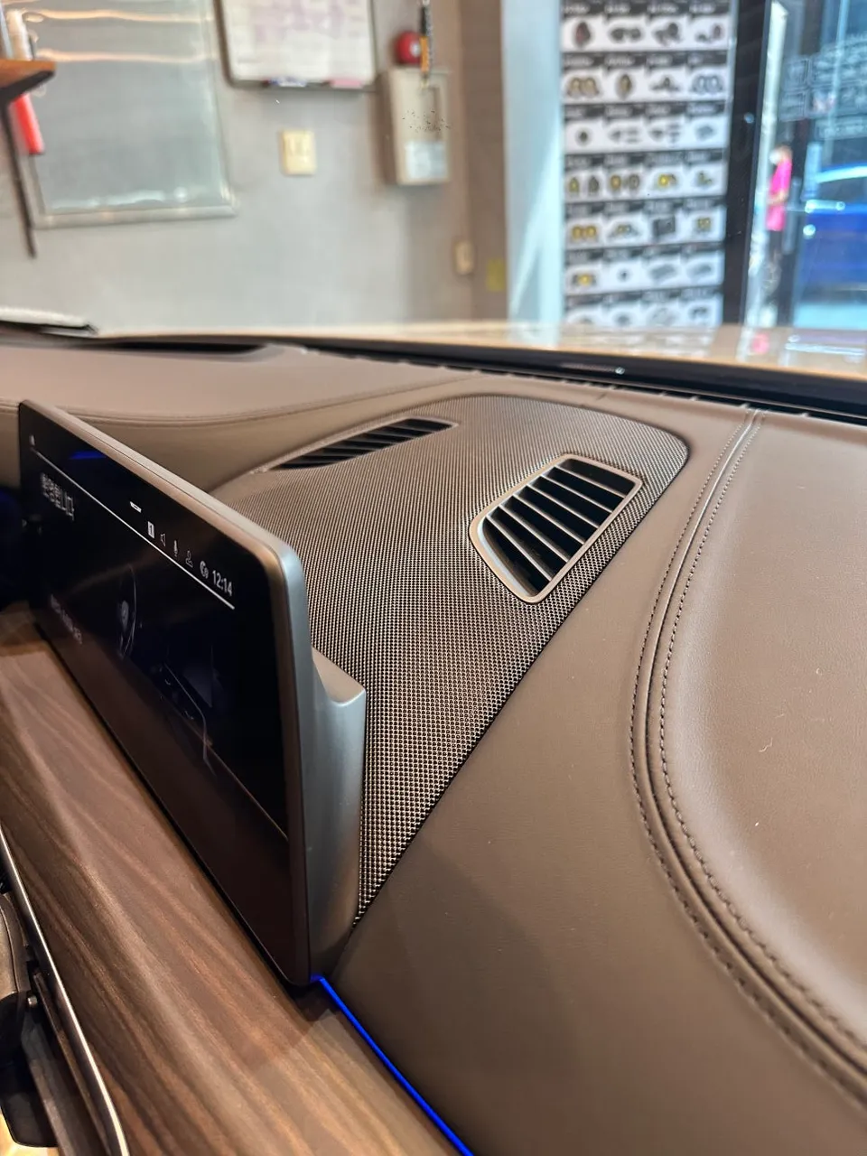 BMW 530i G30 Ambient Lighting Upgrade Review photo 2