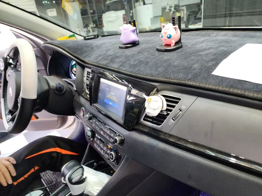 Kia Niro HybridのAndroid Auto・CarPlay取付事例 施工写真 3-1