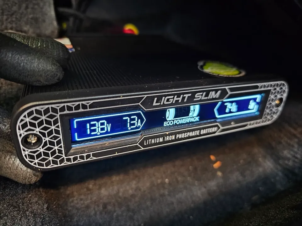 Kia K5のドラレコ取付事例｜費用目安・仕上がり 施工写真 2-1