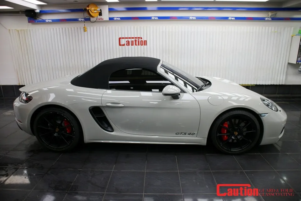 ポルシェ 718 Boxster GTS PPF施工事例|費用目安・仕上がり 施工写真 1-1