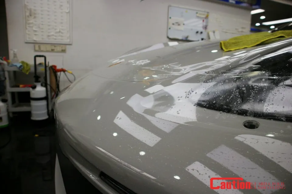 ポルシェ 718 Boxster GTS PPF施工事例|費用目安・仕上がり 施工写真 3-2