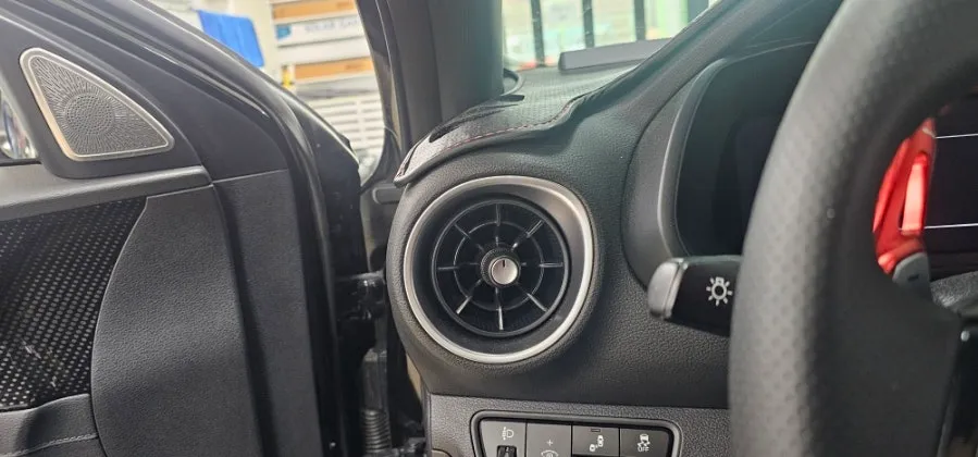Kia K3 GT ambient lighting - Kia K3 GT Ambient Lighting Review: Cost & Results photo 3