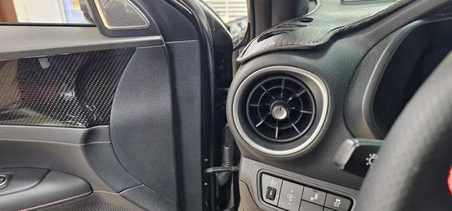 Kia K3 GT ambient lighting - Kia K3 GT Ambient Lighting Review: Cost & Results photo 4
