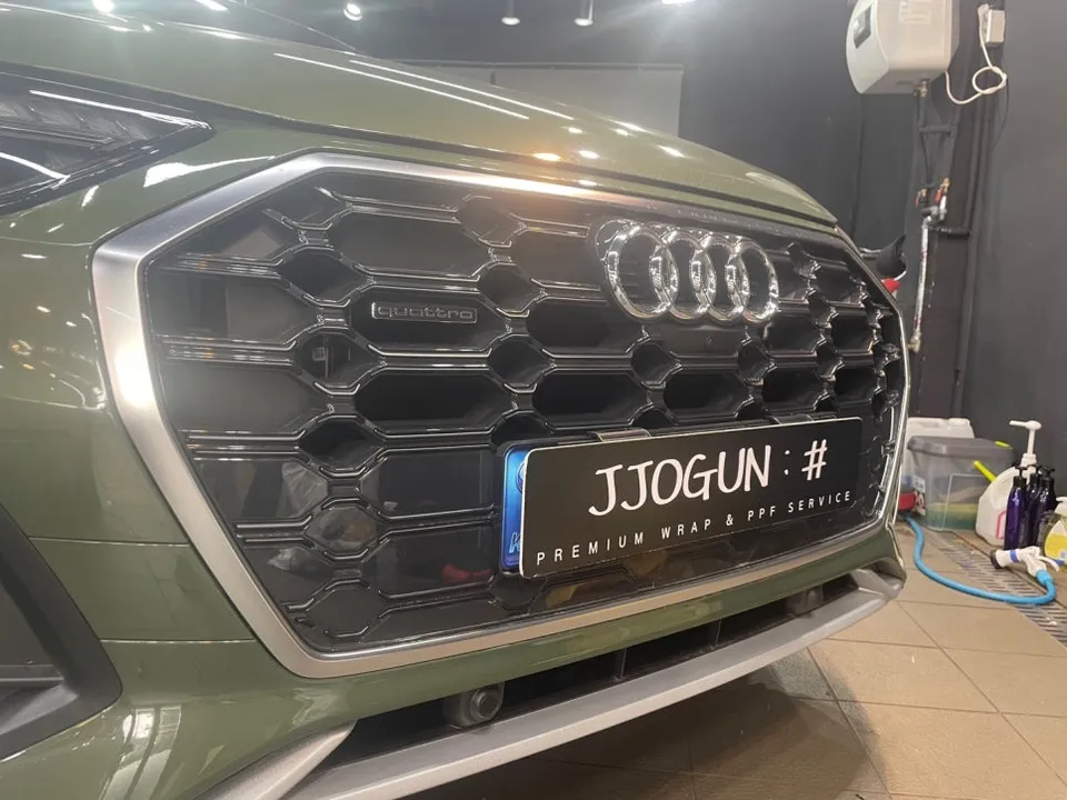 Audi Q5 vinyl wrap - Audi Q5 Vinyl Wrap Review: Cost & Results photo 5