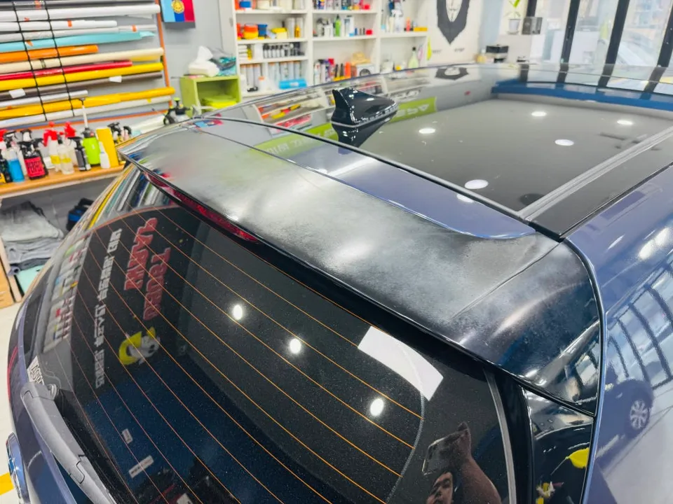 Hyundai i30のPPF施工事例:費用目安と仕上がり 施工写真 1-2