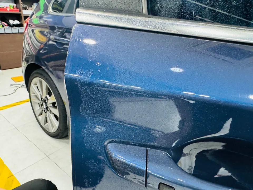 Hyundai i30のPPF施工事例:費用目安と仕上がり 施工写真 1-3