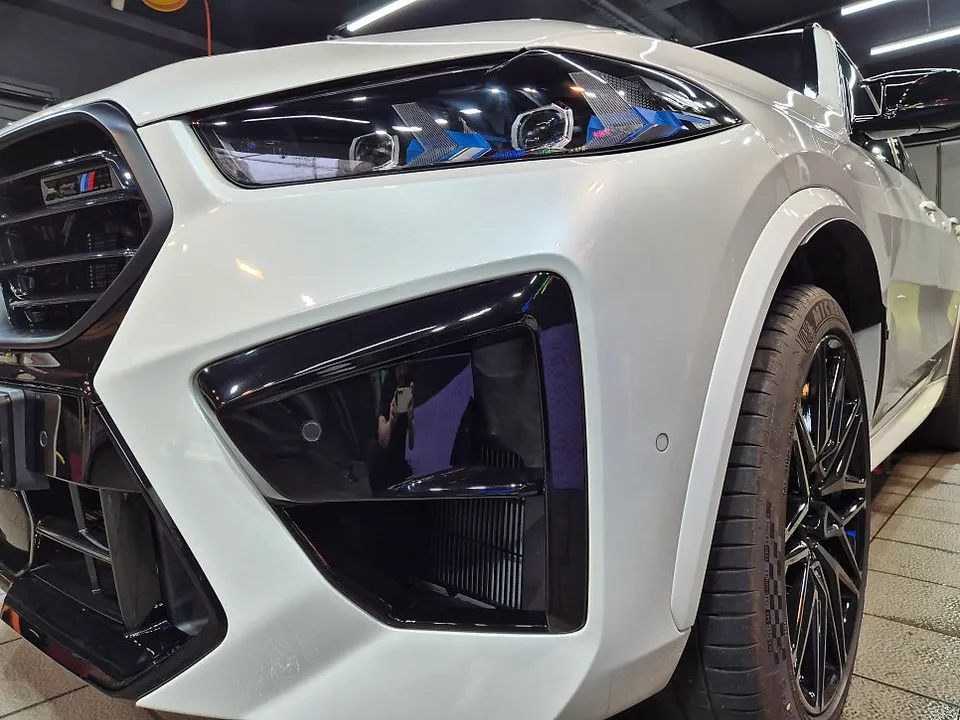 BMW X5 MのPPF施工事例｜費用目安・仕上がり 施工写真 1-3