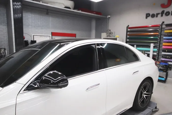 Mercedes-Benz E-Class W214 vinyl wrap - Mercedes-Benz E-Class W214 Vinyl Wrap Review: Cost & Results photo 5