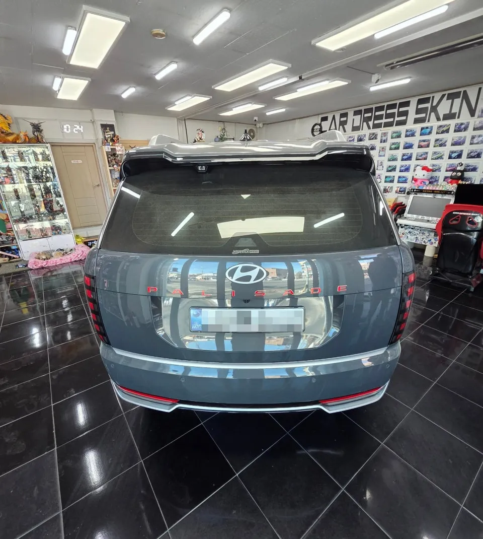 Kia Palisadeのカーラッピング事例|クロームパーツの質感変化 施工写真 2-2