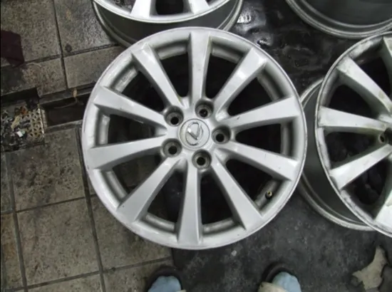 Lexus IS wheel repair - Lexus IS Wheel Repair & Refinishing Review — Glossy Black Restoration photo 3