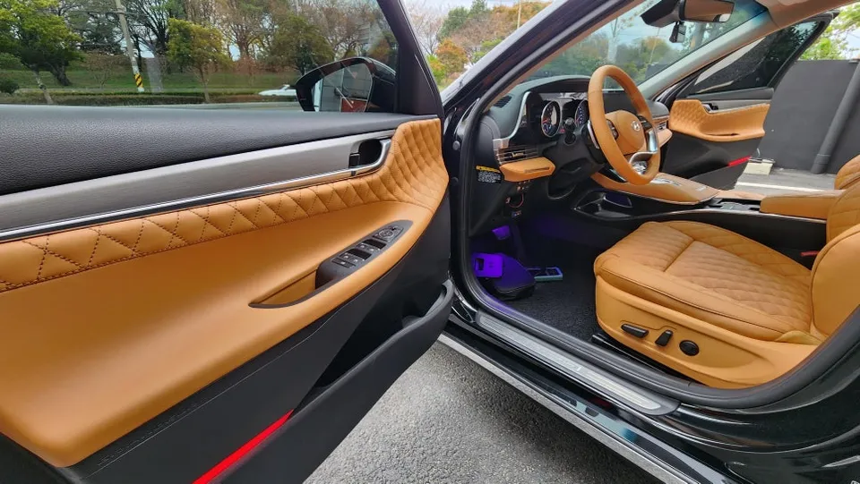 Hyundai Grandeur IG seat ventilation - Hyundai Grandeur IG Seat Climate Upgrade Review photo 3