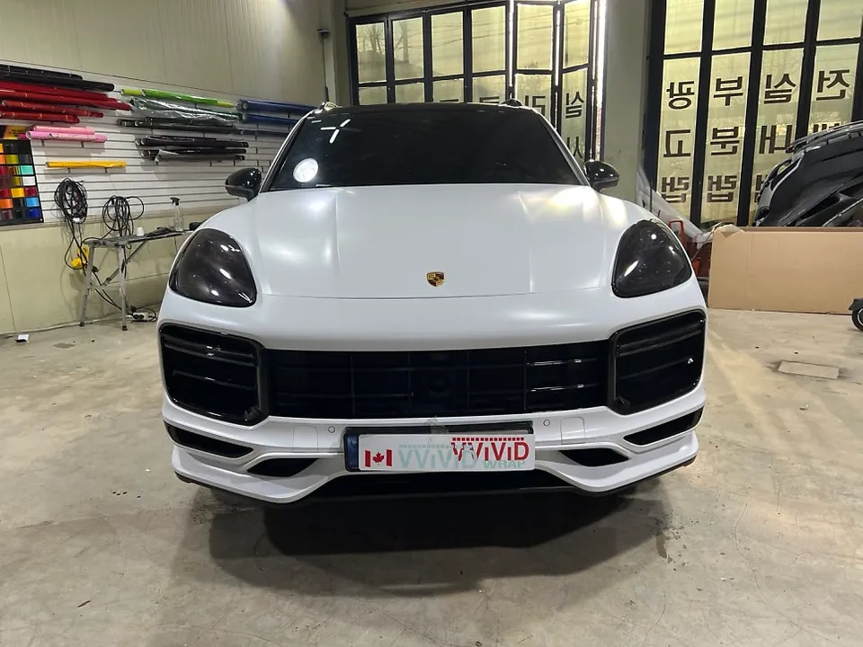 Porsche Cayenne vinyl wrap - Porsche Cayenne Vinyl Wrap Review: Satin White Color Change photo 3