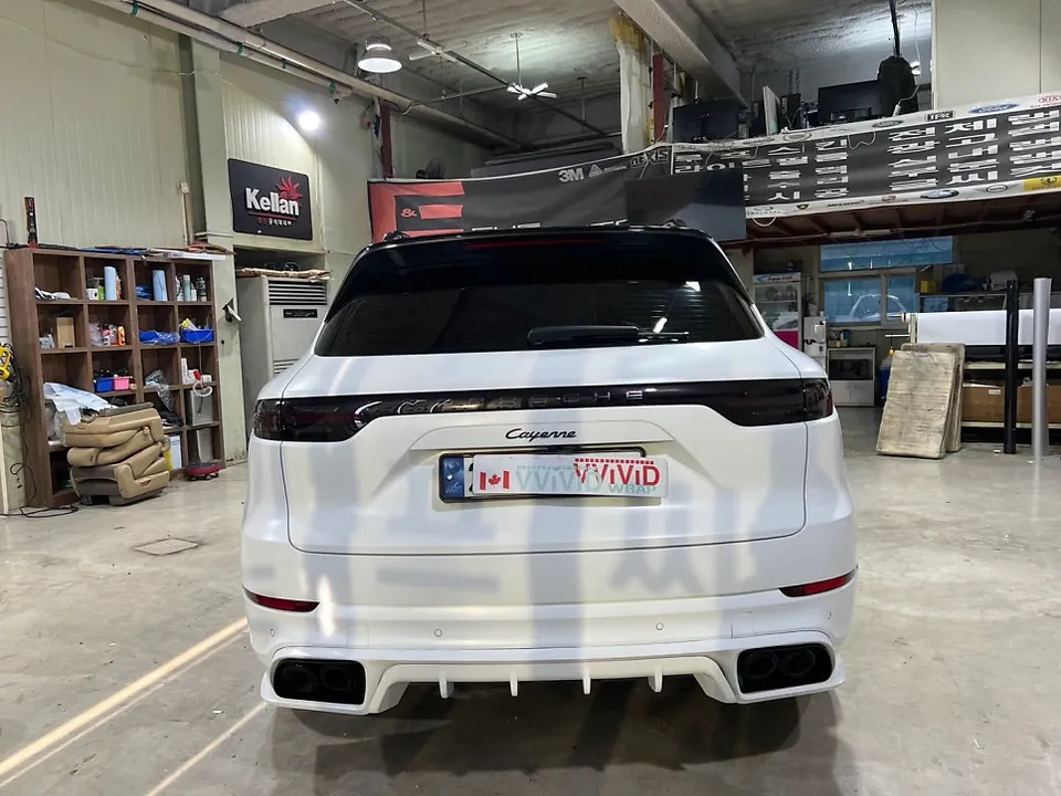 Porsche Cayenne vinyl wrap - Porsche Cayenne Vinyl Wrap Review: Satin White Color Change photo 4
