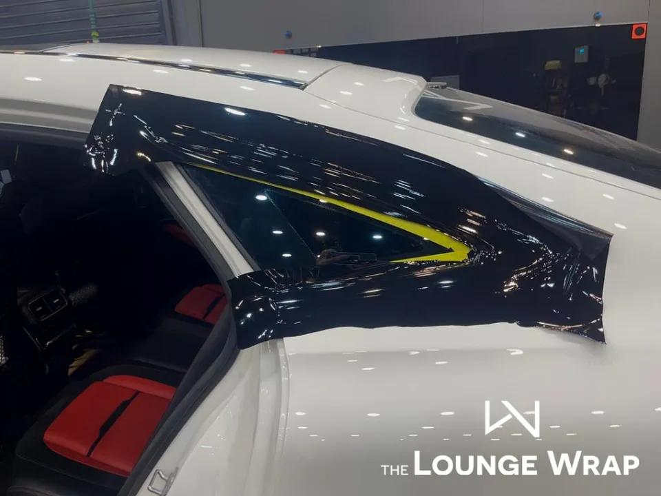 Mercedes-Benz GLEのカーラッピング事例|費用目安・仕上がり 施工写真 4-1