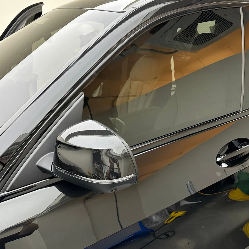 BMW X7 PPF施工事例|生活傷防止とクローム保護 施工写真 2-3
