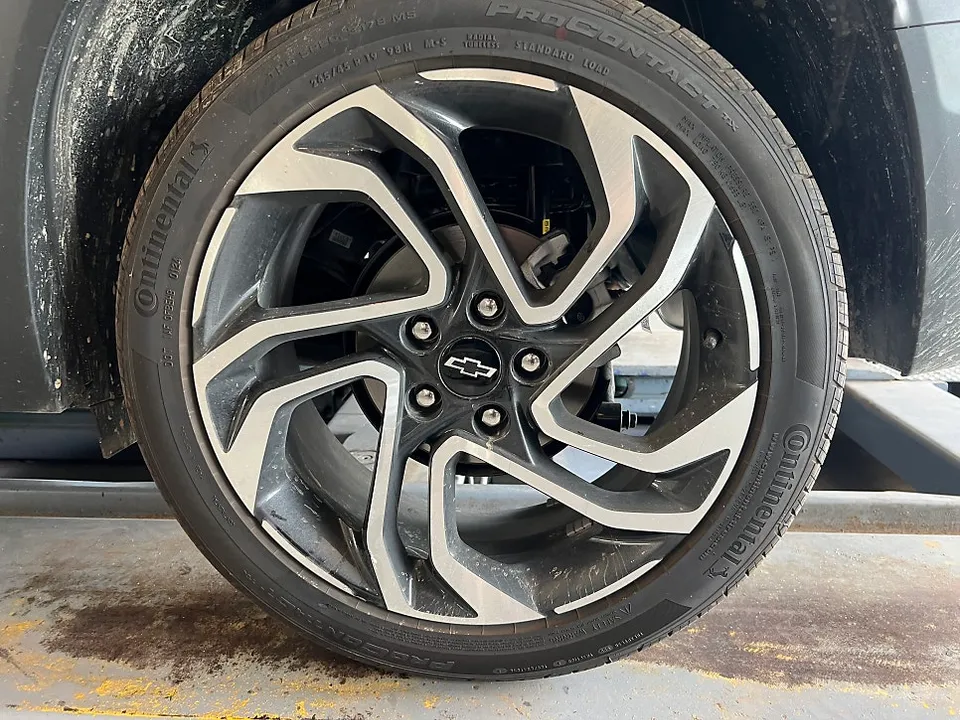 Chevrolet Trailblazerのホイールリペア・塗装事例 施工写真 1-2