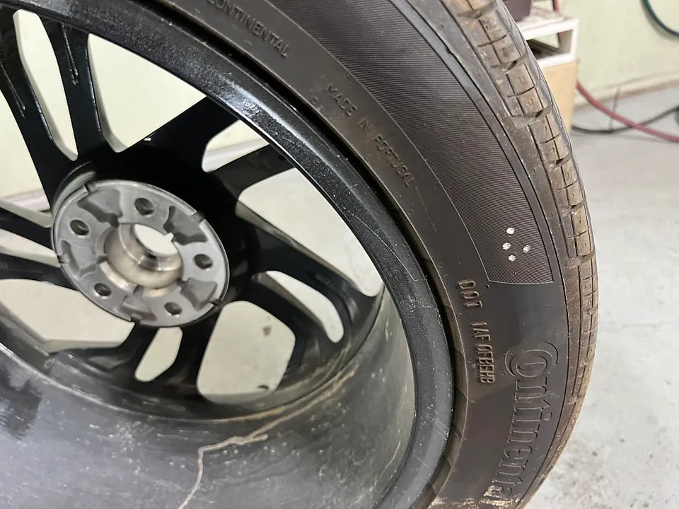 Chevrolet Trailblazerのホイールリペア・塗装事例 施工写真 4-2