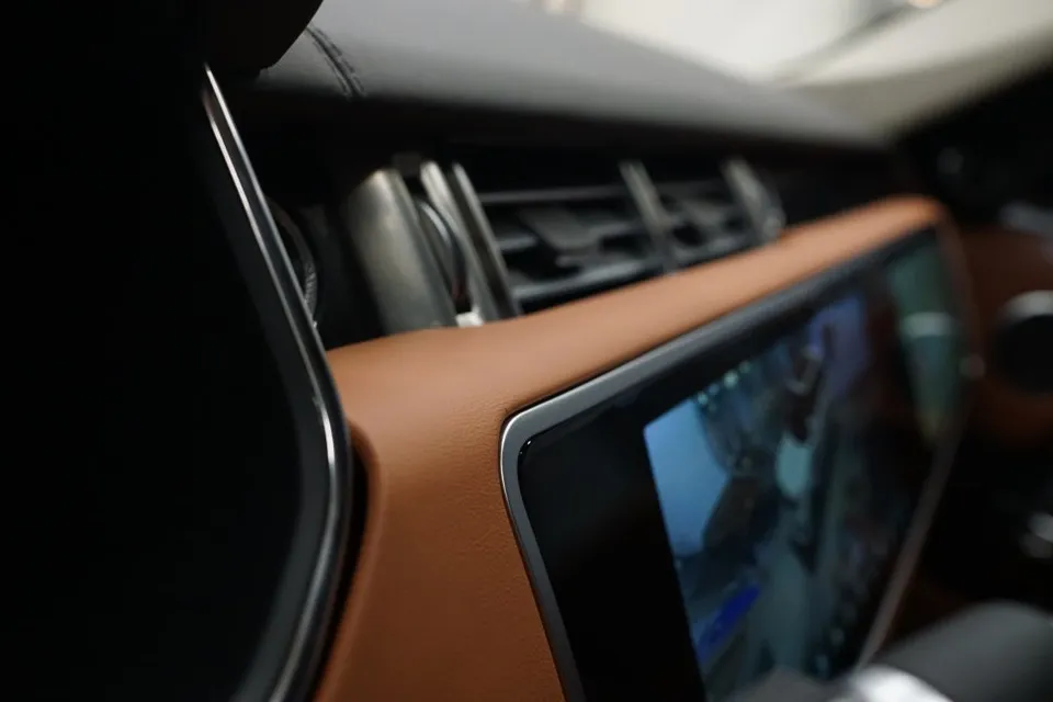 Land Rover Range Rover surround view camera - Land Rover Range Rover Surround View Camera Review — Enhanced Vis photo 5