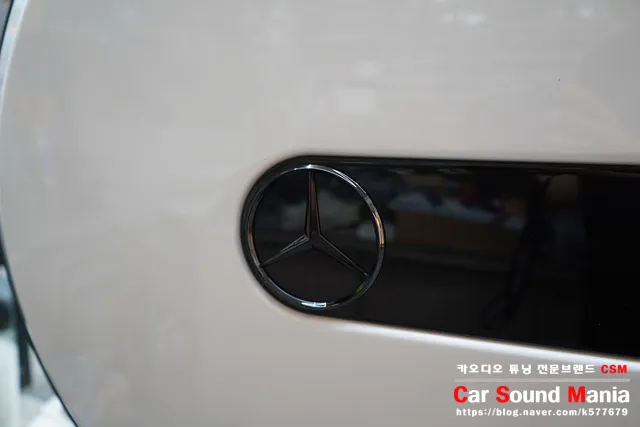 Mercedes-Benz G-Wagon soundproofing installation result