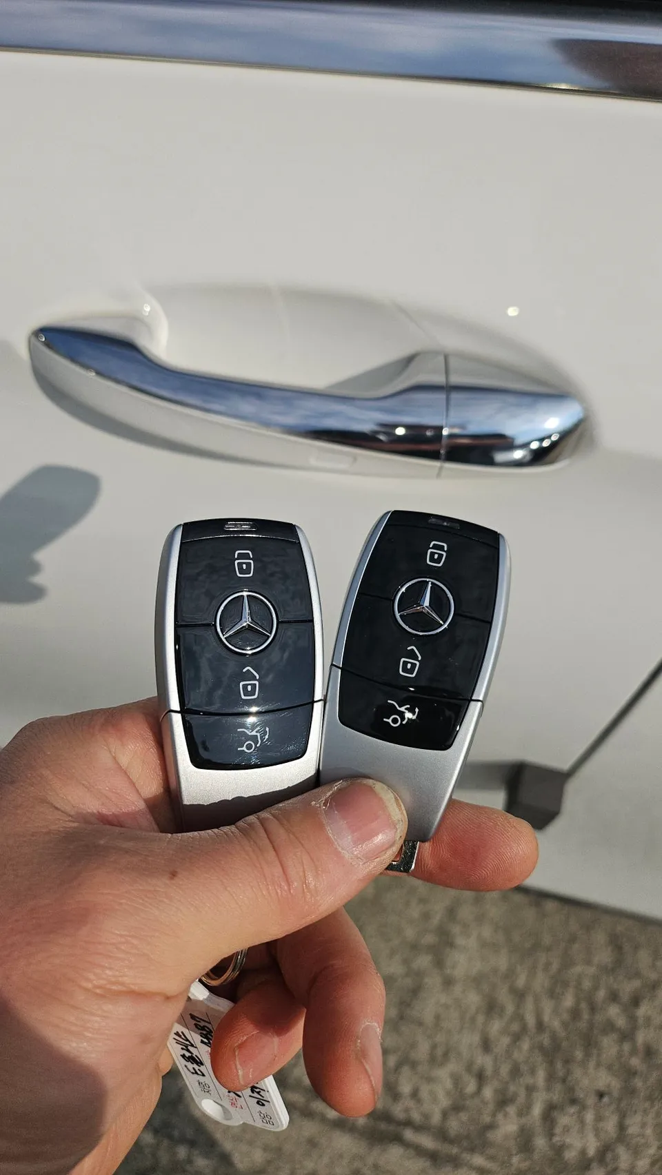 Mercedes-Benz E300 oem options - Mercedes-Benz E300 OEM Options Review: Smart Key Upgrade photo 4