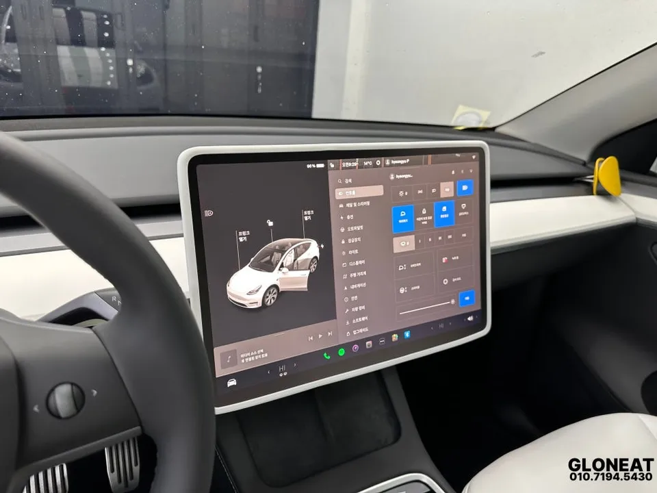 Tesla Model Y ambient lighting installation result