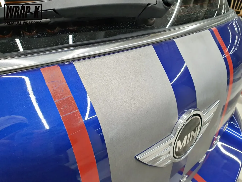 MINI Clubmanのカーラッピング事例|費用目安・仕上がり 施工写真 4-1