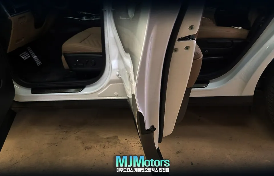 Kia Sorento body kit - Kia Sorento Body Kit Installation Review photo 3