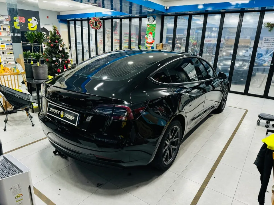 Tesla Model 3のカーラッピング事例｜費用目安・仕上がり 施工写真 3-3