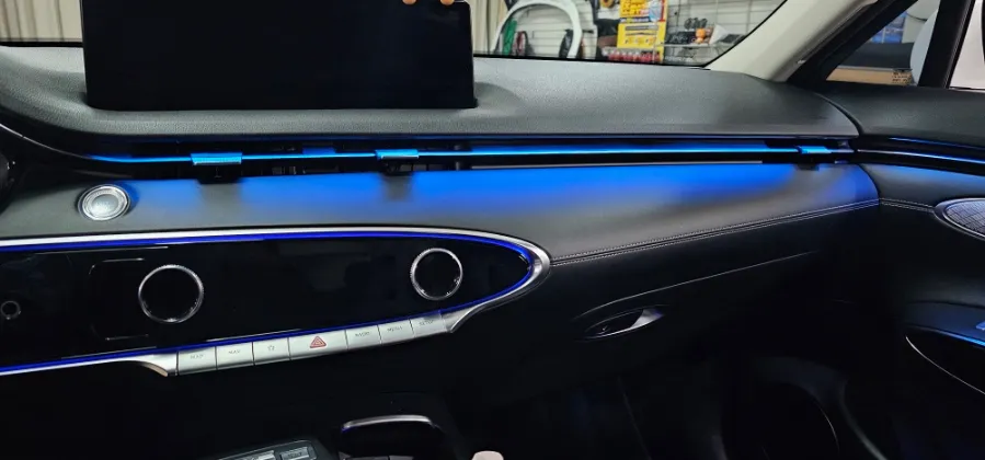 Genesis GV70 ambient lighting - Genesis GV70 Ambient Lighting Review: Under $40 Upgrade photo 4