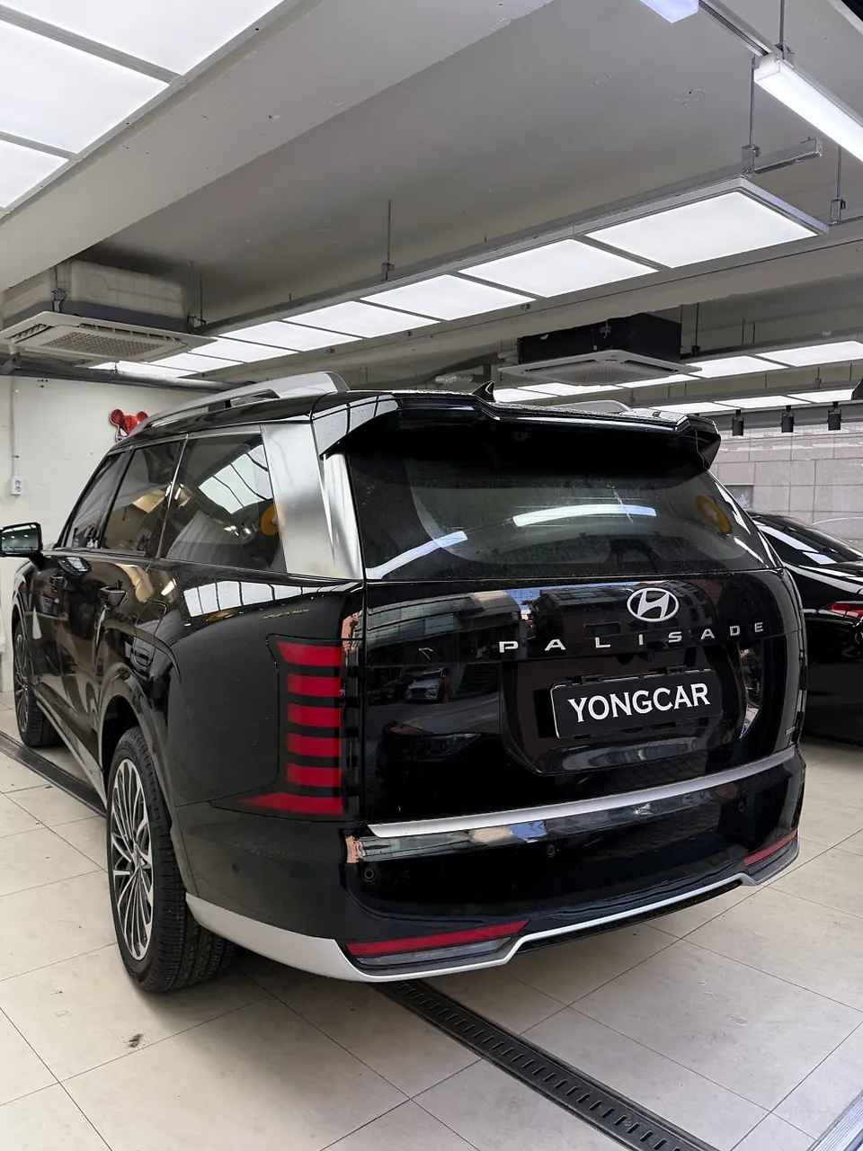 Hyundai Palisade vinyl wrap - Hyundai Palisade Vinyl Wrap Review: All-Black Transformation photo 4