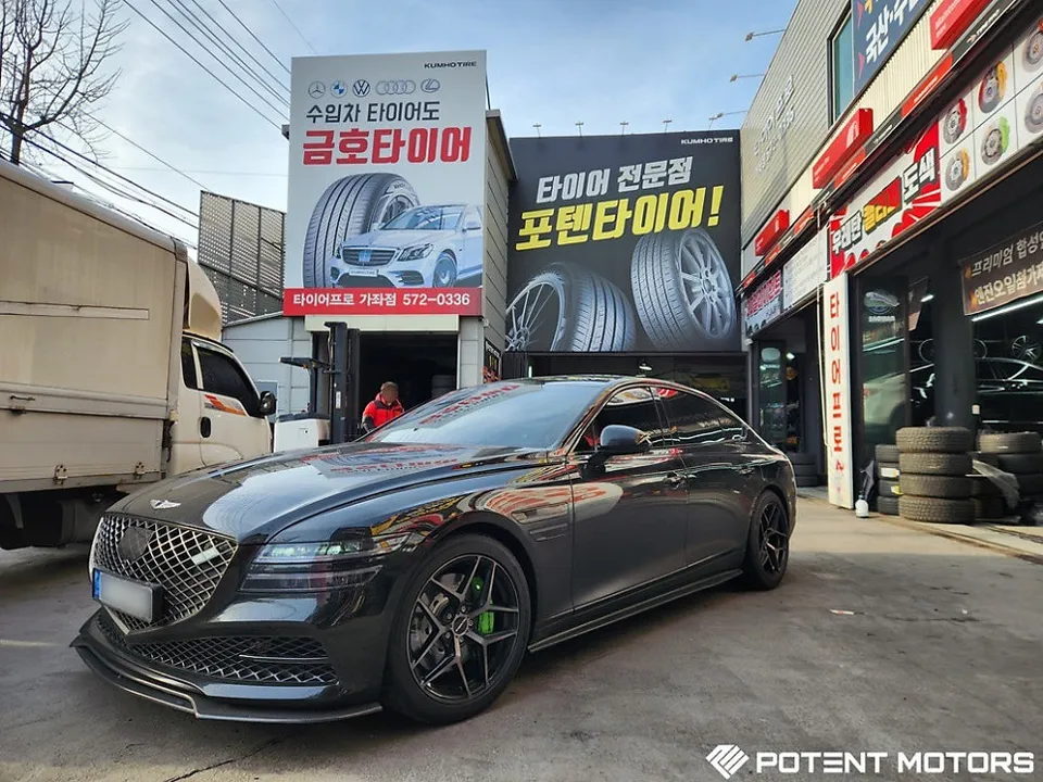 Genesis G80のホイールリペア・塗装事例 施工写真 2-2