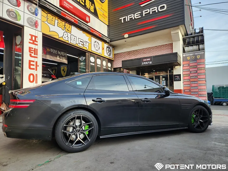 Genesis G80のホイールリペア・塗装事例 施工写真 1-3