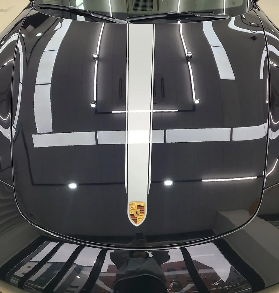 ポルシェ911 PPF施工事例｜デカール保護とカスタム 施工写真 2-3