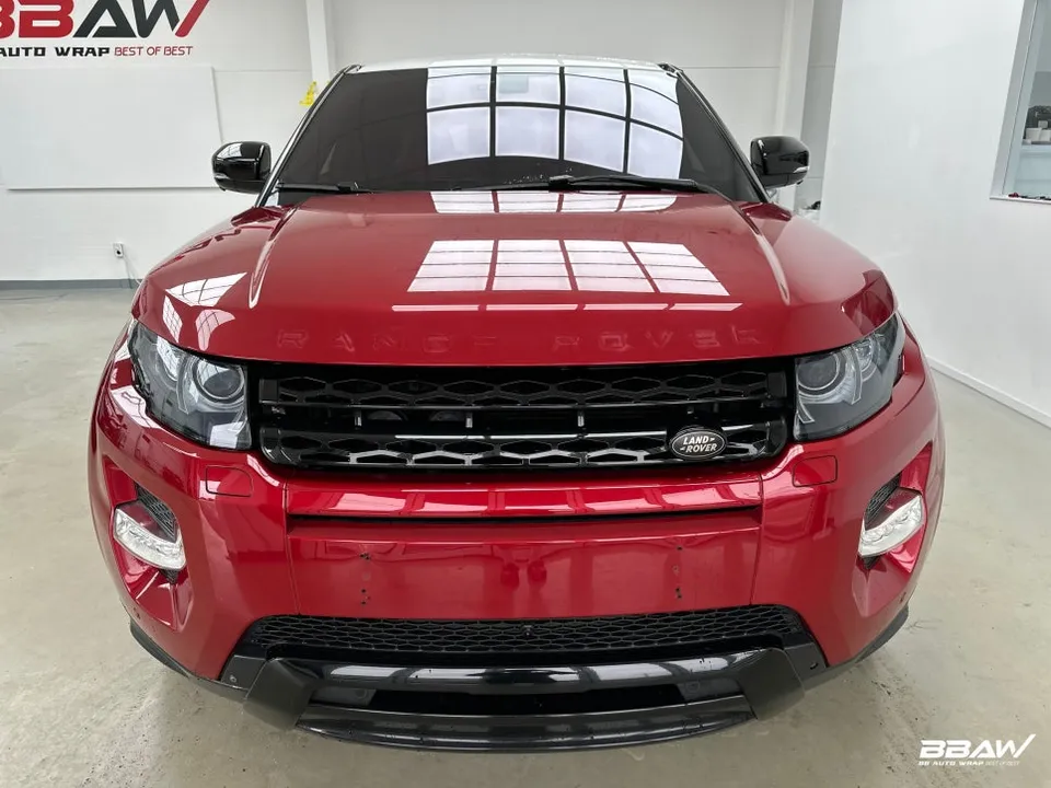 Land Rover Evoqueのカーラッピング事例|費用目安・仕上がり 施工写真 1-1