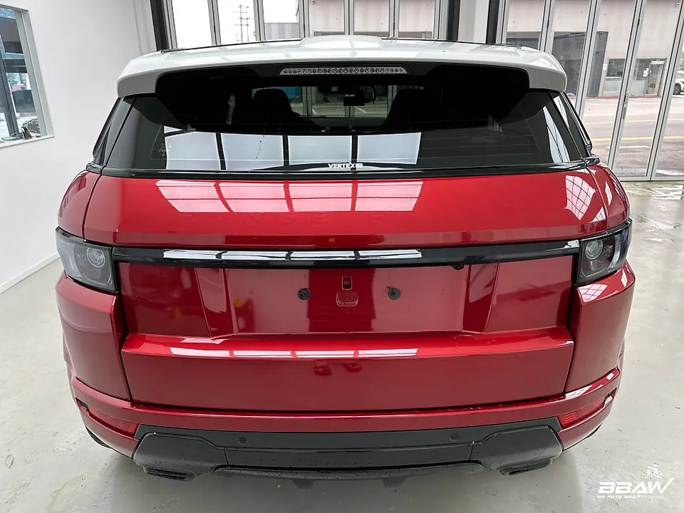 Land Rover Evoqueのカーラッピング事例|費用目安・仕上がり 施工写真 3-1
