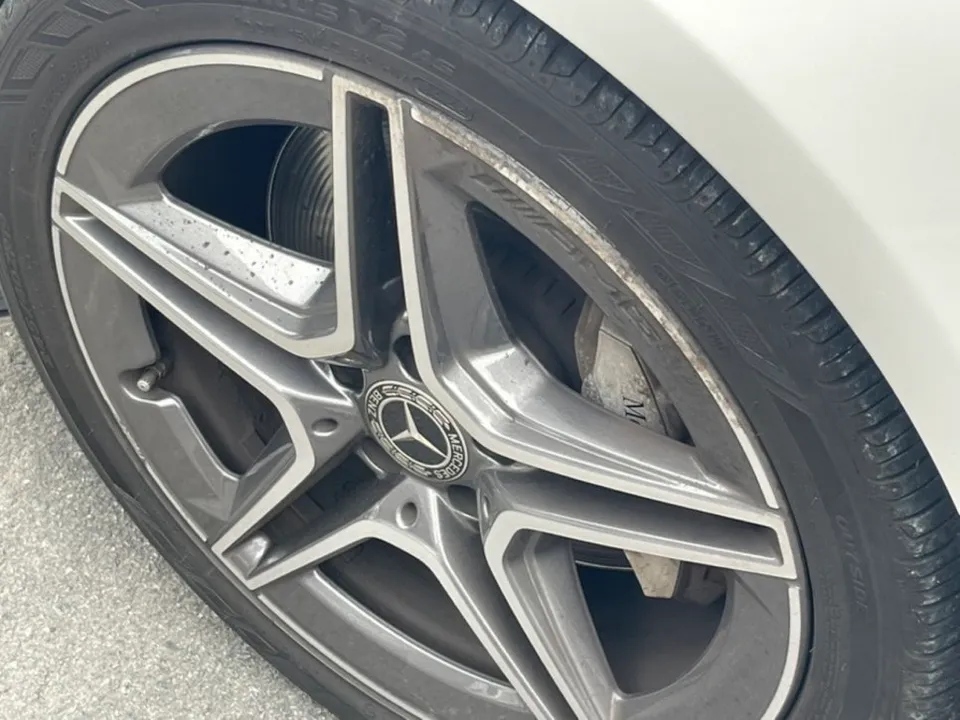 Mercedes-Benz CLS W219 wheel repair - Mercedes-Benz CLS W219 Wheel Refinishing Review — Gloss Black Powder Coat photo 3