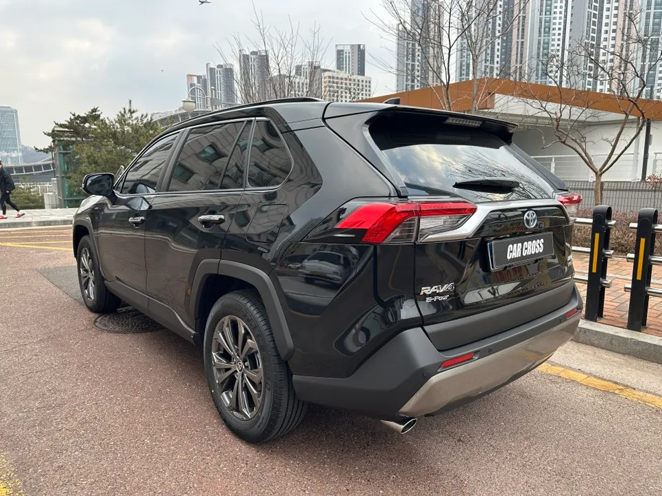 トヨタ RAV4 PPF施工事例｜費用目安・仕上がり 施工写真 4