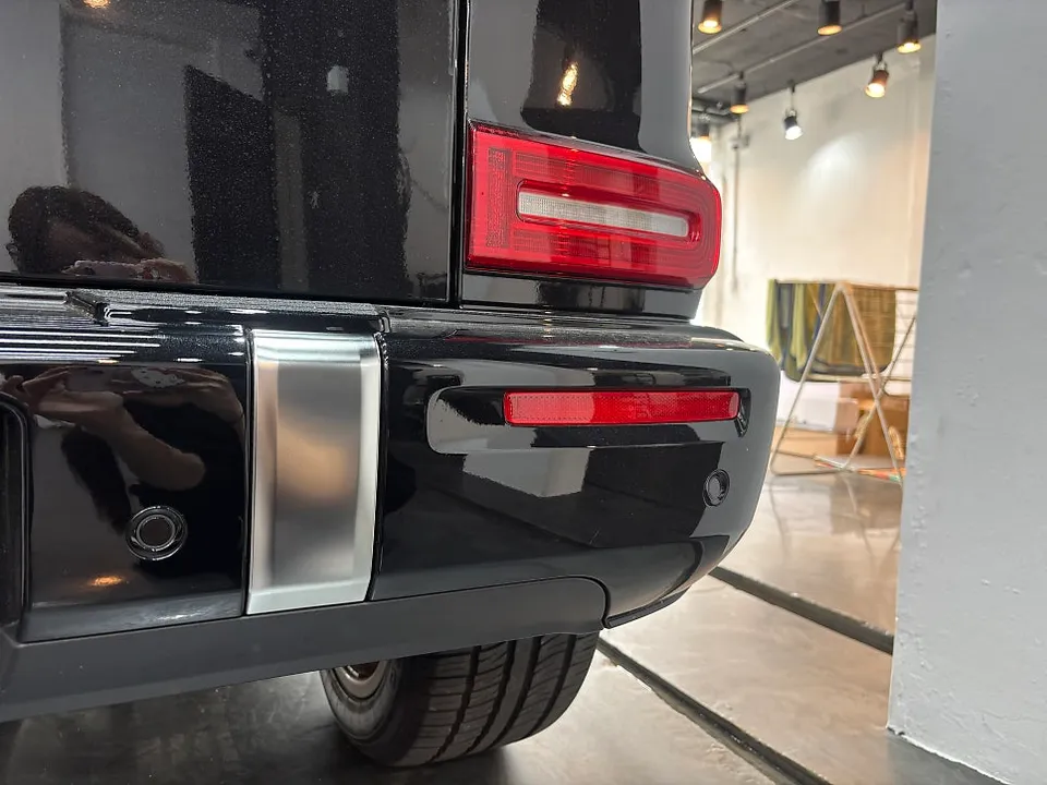 Mercedes-Benz G-Wagonのカーラッピング事例｜費用目安・仕上がり 施工写真 3-1