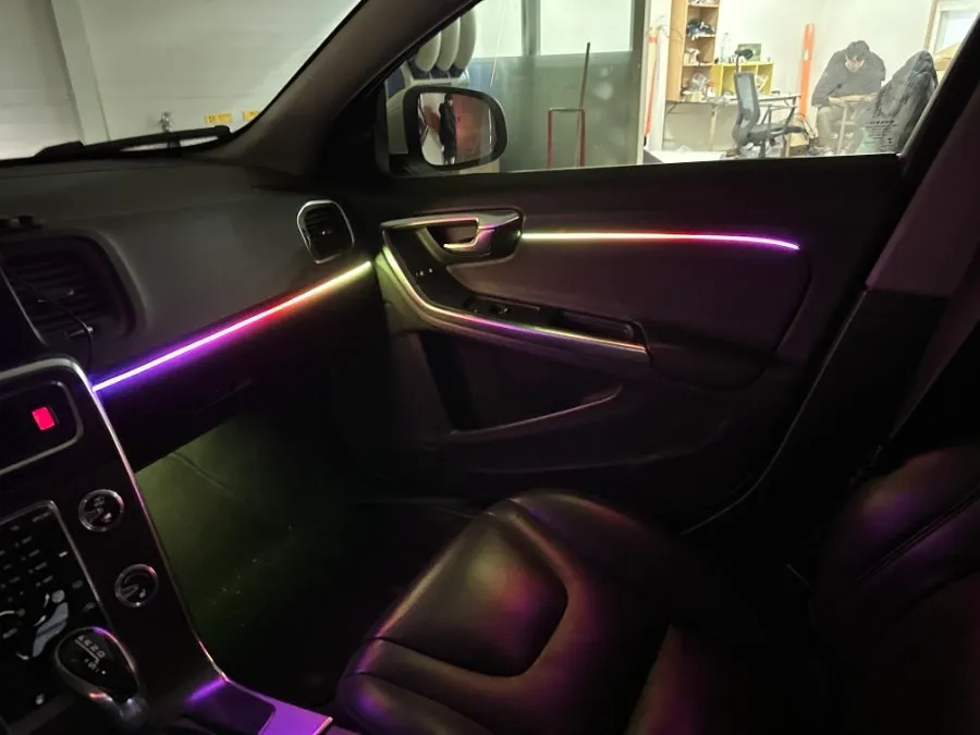 Volvo S60 Ambient Lighting Review: Luxurious Interior Mood