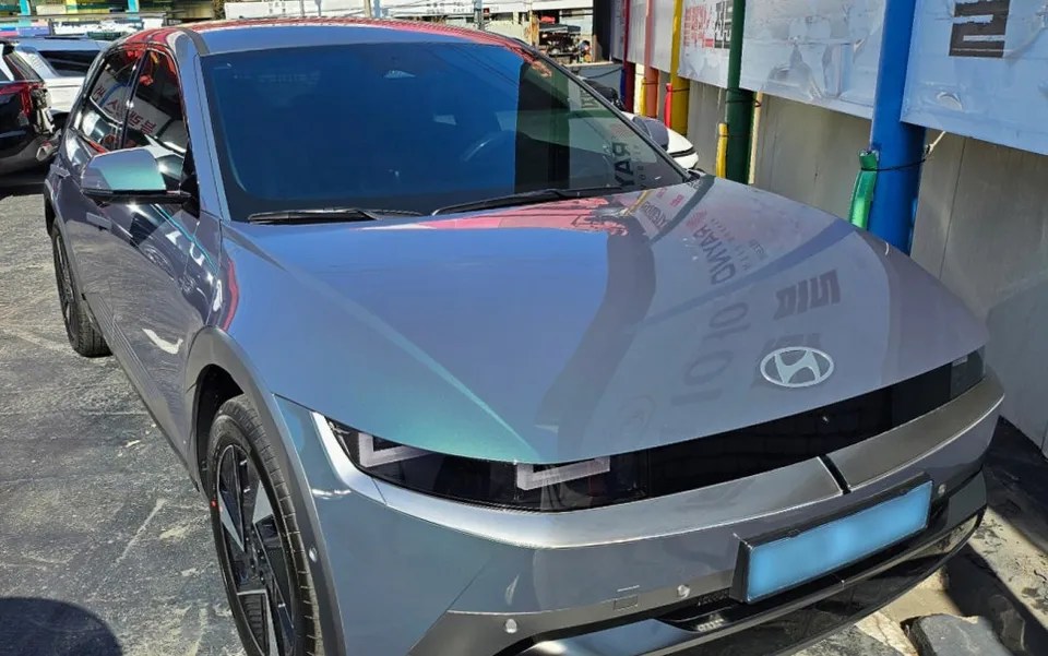 Hyundai IONIQのカーフィルム施工事例｜仕上がりと費用目安 写真