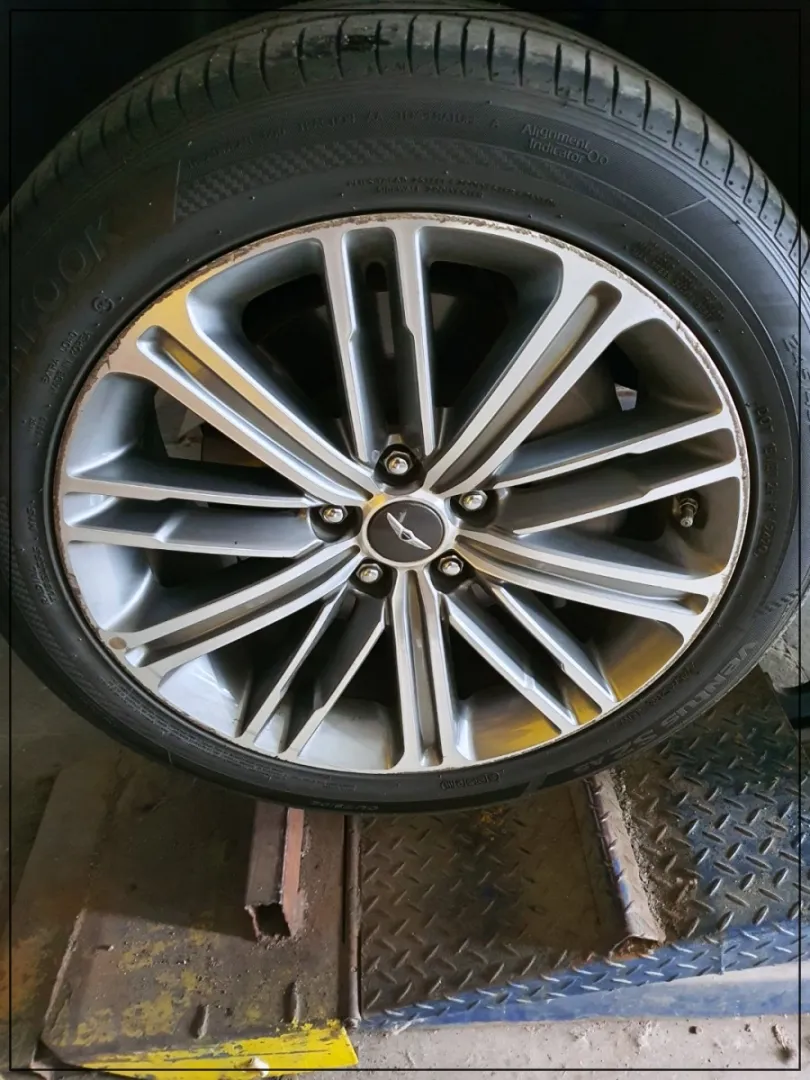 Genesis G80 Wheel Repair & Refinishing Review — Diamond Cut Restored