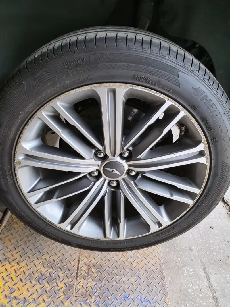 Genesis G80 Wheel Repair & Refinishing Review — Diamond Cut Restored photo 2