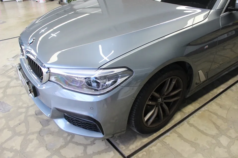 BMW 5 Series ceramic coating - BMW 5 Series Ceramic Coating Review - Enhanced Protection & Shine photo 3