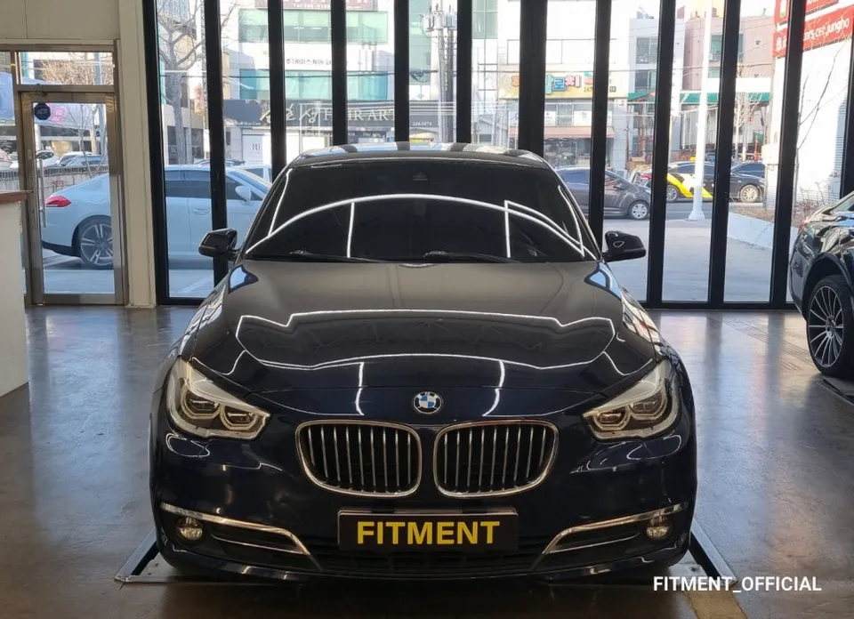 BMW 5 Series steering wheel installation result