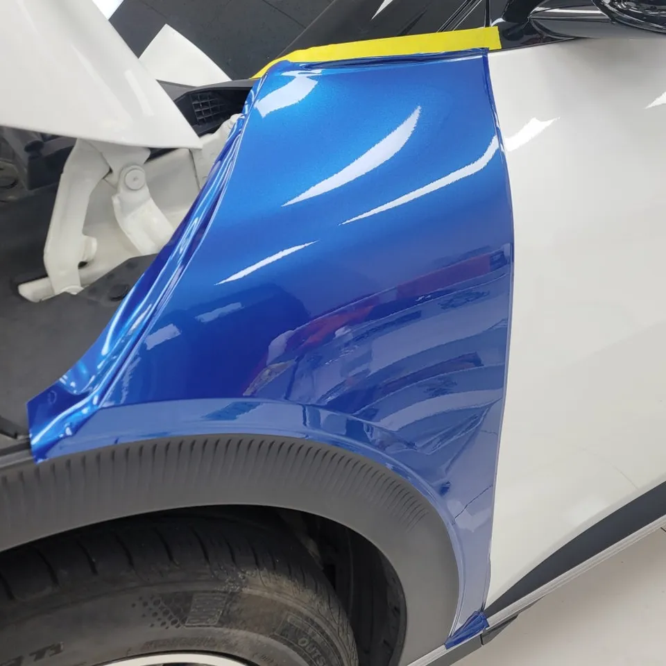 Kia EV6のカーラッピング事例｜インターステラブルー 施工写真 2-1
