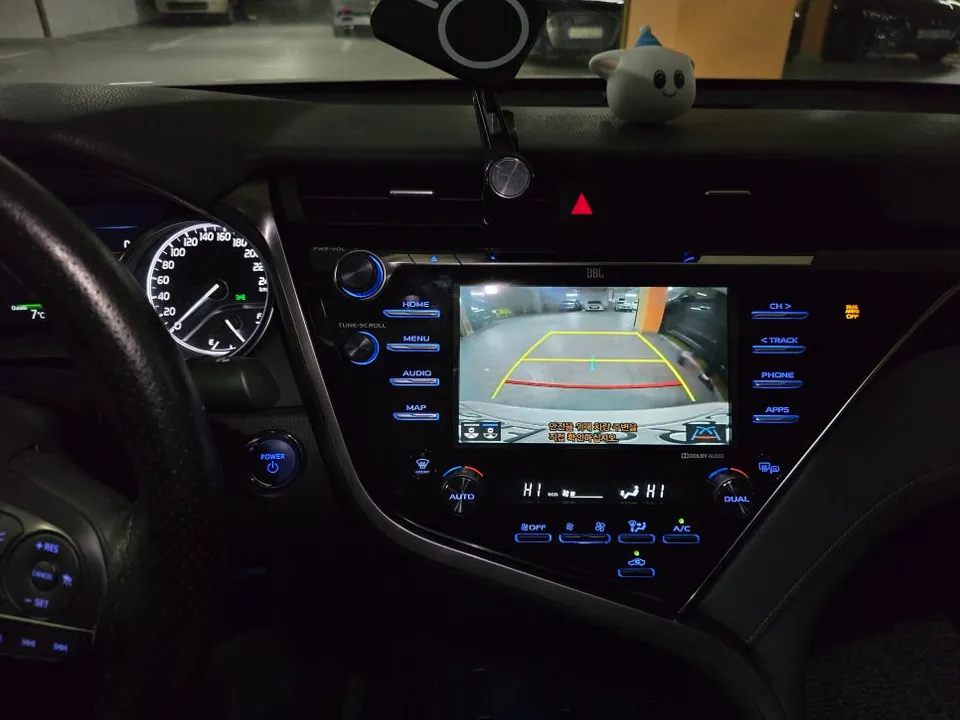 Toyota CamryのAndroid Auto・CarPlay取付事例 写真