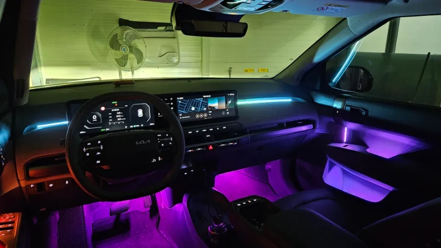 Kia EV3 Ambient Lighting Review: Seamless Integration Without OEM photo 2