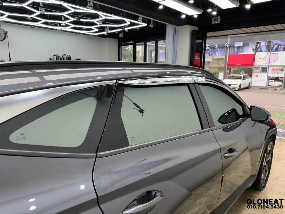Hyundai Tucson NX4のカーフィルム施工事例｜費用目安・仕上がり 施工写真 1-3