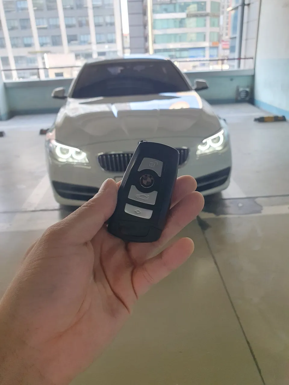 BMW 5 Series Display Key Upgrade Review — Enhanced Functionality